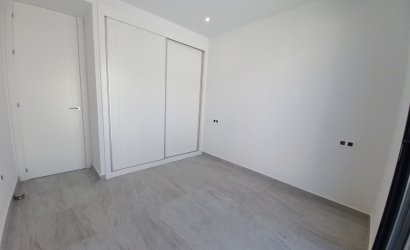 Herverkoop - Villa -
San Miguel de Salinas - Inland