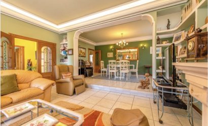 Resale - Villa -
La Mata - Costa Blanca