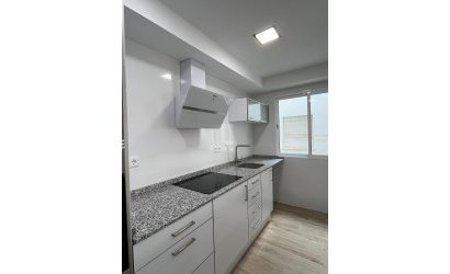 Revente - Apartment -
Torrevieja - La Mata