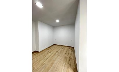 Revente - Apartment -
Torrevieja - La Mata