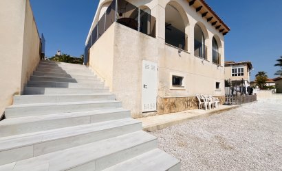 Reventa - Villa -
San Miguel de Salinas - Inland