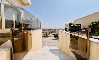 Reventa - Villa -
San Miguel de Salinas - Inland