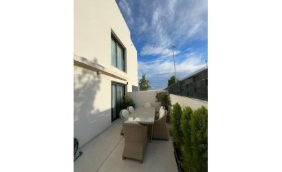 Reventa - Villa -
Benijofar