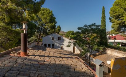 Reventa - Villa -
Yecla - Inland