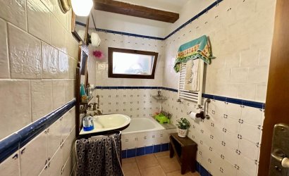 Revente - Villa -
Yecla - Inland