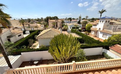 Reventa - Villa -
Cabo Roig - Costa Blanca