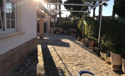 Reventa - Villa -
Orihuela Costa - Cabo Roig