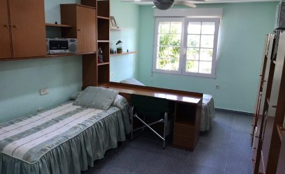 Reventa - Villa -
Orihuela Costa - Cabo Roig