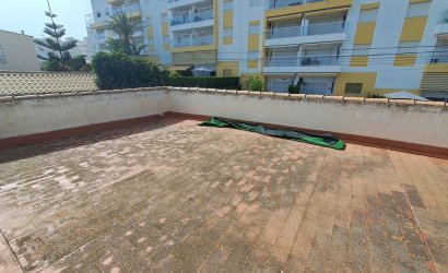 Resale - Villa -
Villamartin - Costa Blanca