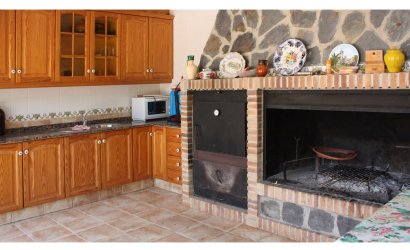 Revente - Villa -
Yecla - Inland