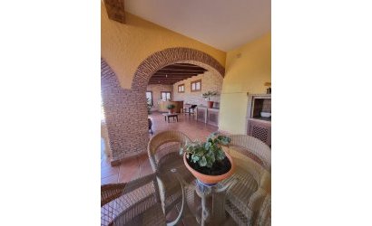 Revente - Villa -
Bigastro - Inland