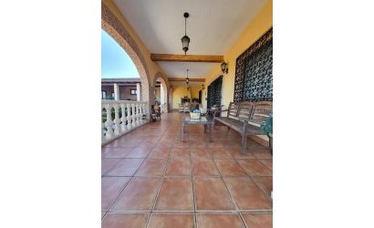 Revente - Villa -
Bigastro - Inland