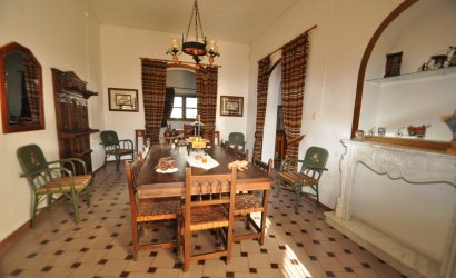 Reventa - Villa -
Fortuna - Inland