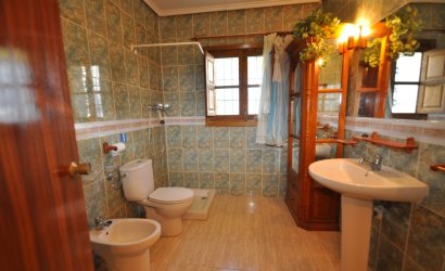 Reventa - Villa -
Fortuna - Inland