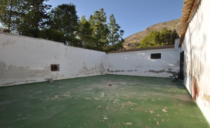 Reventa - Villa -
Fortuna - Inland