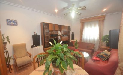 Herverkoop - Town House -
Pinoso - Inland