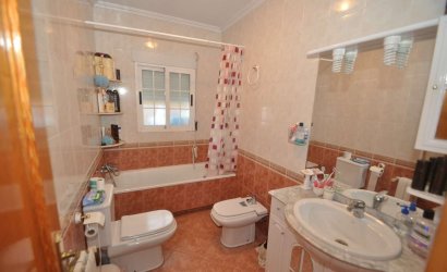 Herverkoop - Town House -
Pinoso - Inland