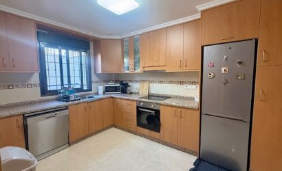 Resale - Town House -
San Miguel de Salinas - Inland