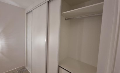 Revente - Apartment -
Torrevieja