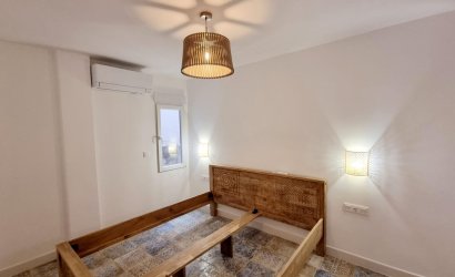 Revente - Apartment -
Torrevieja