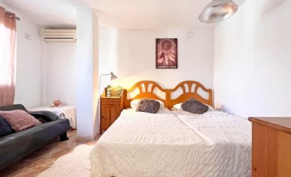 Herverkoop - Villa -
La Zenia - Costa Blanca