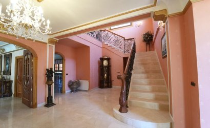 Resale - Villa -
Orihuela Costa - Campoamor