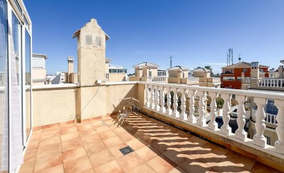 Herverkoop - Villa -
Orihuela Costa - Los Almendros-la Florida