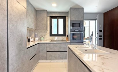 Resale - Detached Villa -
Orihuela Costa - Villamartín