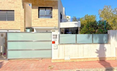Resale - Detached Villa -
Orihuela Costa - Villamartín