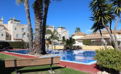 Herverkoop - Villa -
Villamartin - Costa Blanca