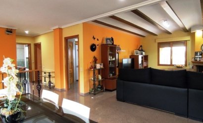 Resale - Villa -
Ontinyent