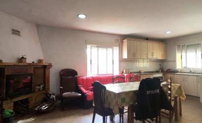 Reventa - Country House -
Villalonga