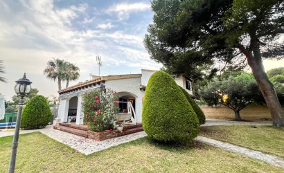 Resale - Villa -
Orihuela Costa - Punta Prima