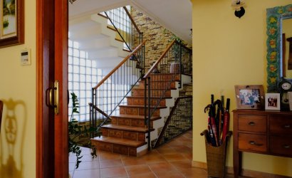 Herverkoop - Finca Country Property -
Orihuela