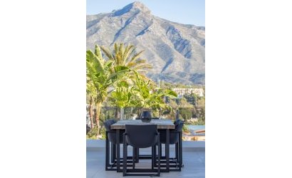 Reventa - Villa -
Marbella - Nueva Andalucía