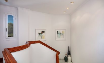 Herverkoop - Apartment -
Marbella - Nueva Andalucía