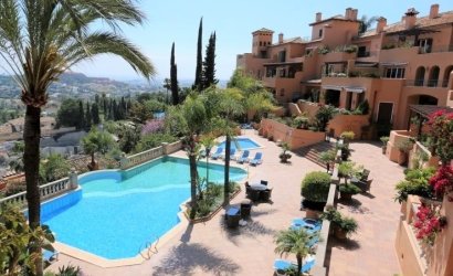Herverkoop - Apartment -
Marbella - Nueva Andalucía