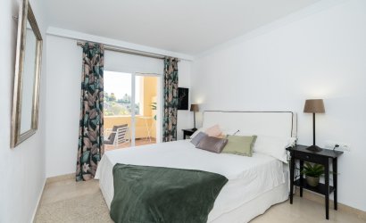 Reventa - Apartment -
Benahavis - La Quinta