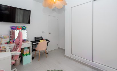 Resale - Villa -
Algorfa - La finca Golf