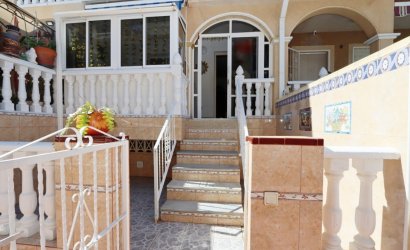 Herverkoop - Town House -
Playa Flamenca - Costa Blanca