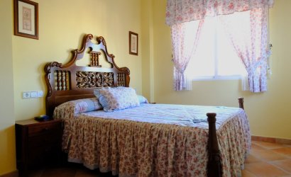 Herverkoop - Finca Country Property -
Orihuela