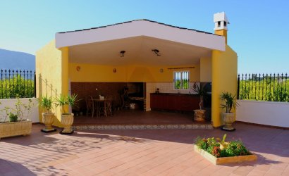 Herverkoop - Finca Country Property -
Orihuela