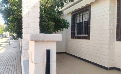 Herverkoop - Town House -
Pilar de la Horadada - Torre De La Horadada