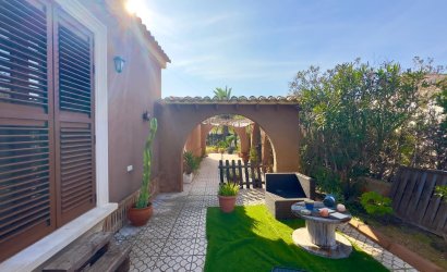 Resale - Villa -
Torrevieja - Torreblanca