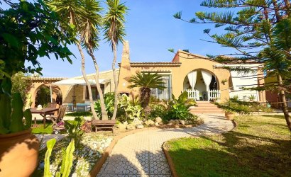 Resale - Villa -
Torrevieja - Torreblanca