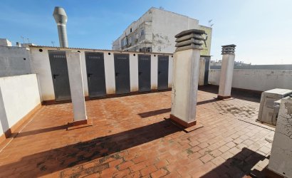 Herverkoop - Apartment -
Torrevieja - Estacion De Autobuses