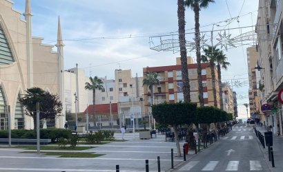 Herverkoop - Apartment -
Torrevieja - Estacion De Autobuses