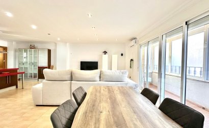 Revente - Apartment -
Torrevieja - Centro