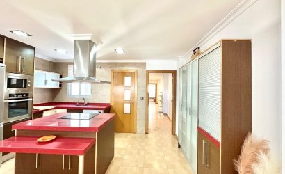 Revente - Apartment -
Torrevieja - Centro