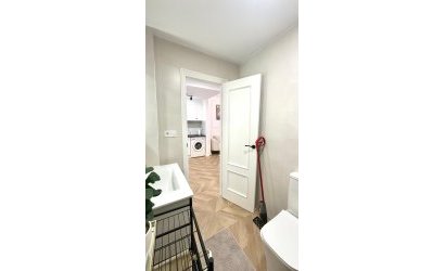 Herverkoop - Apartment -
Torrevieja - Centro